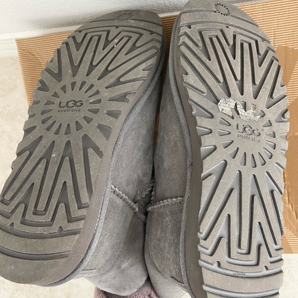 UGG mini Bailey Swarovski button bling boots 7 - Picture 6 of 10